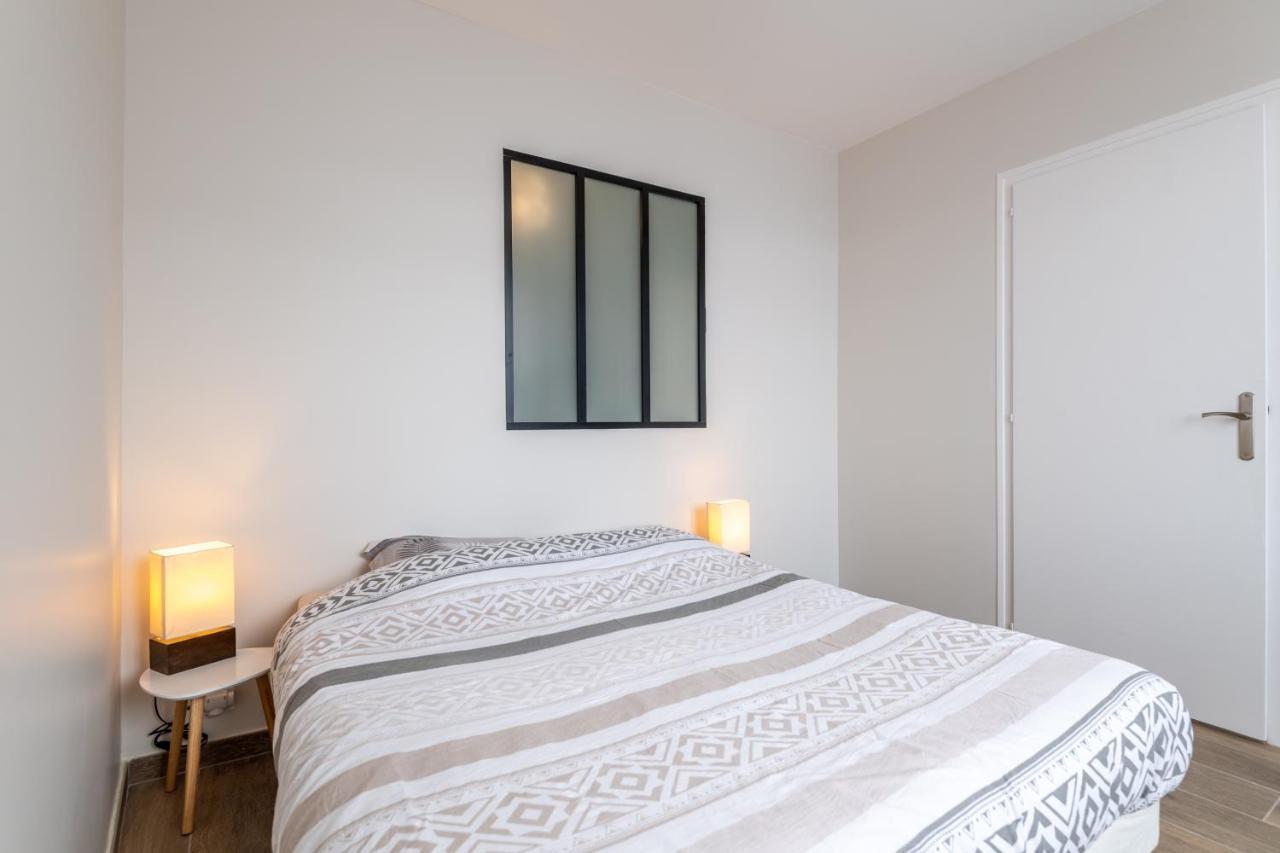 Appartement Lumineux Au Centre Du Village Saint-Felix  Buitenkant foto