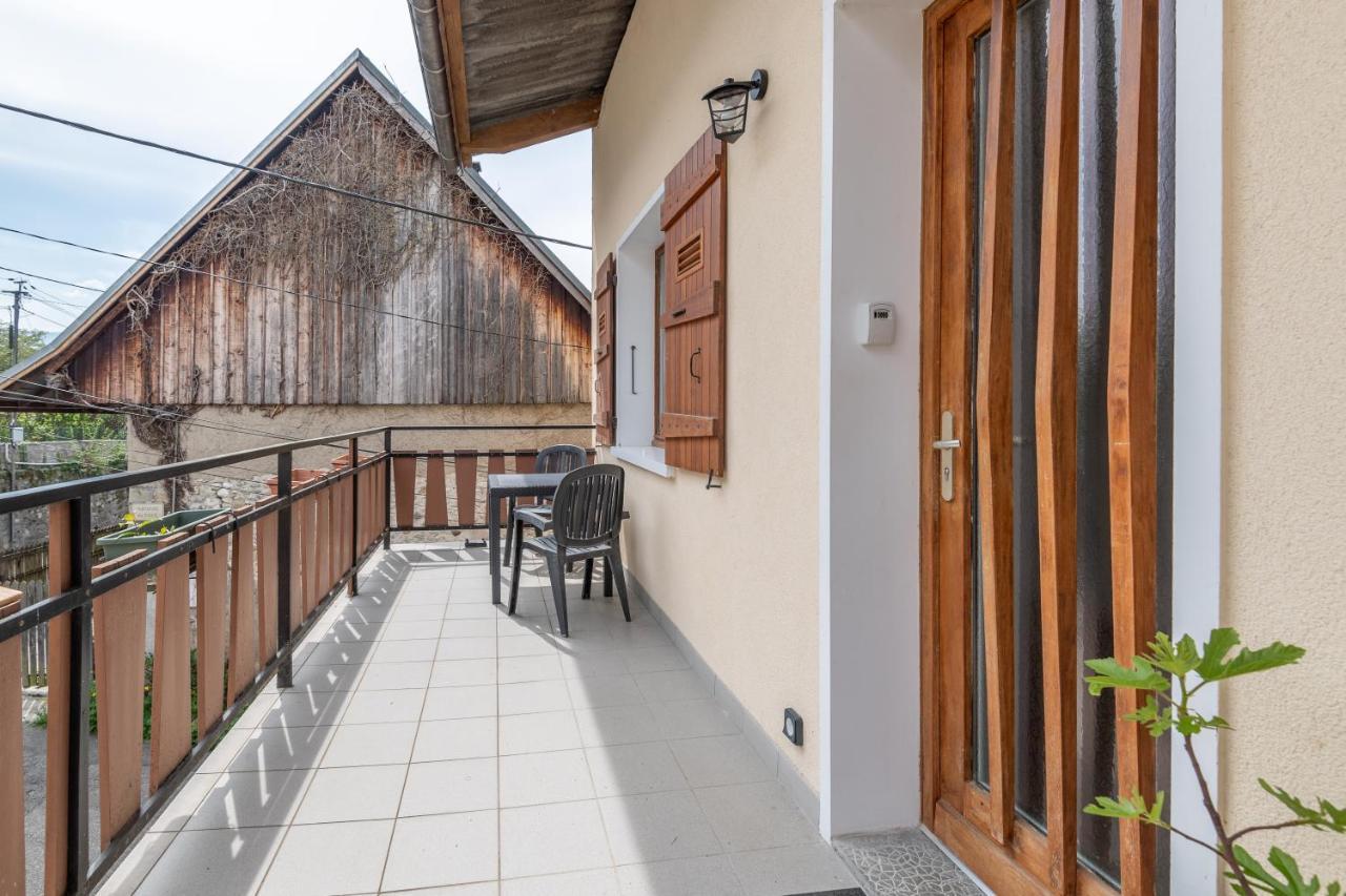 Appartement Lumineux Au Centre Du Village Saint-Felix  Buitenkant foto